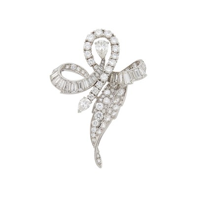 Lot 1152 - Platinum and Diamond Brooch