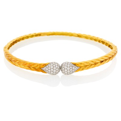Lot 54 - Gold, Platinum and Diamond Necklace