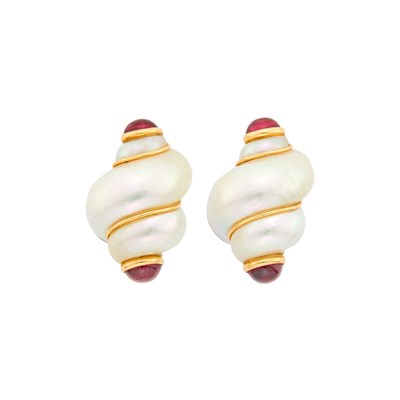 Lot 1090 - Maz Pair of Gold, Shell and Cabochon Pink Tourmaline Earrings