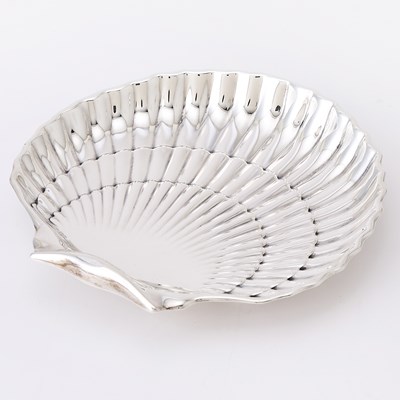 Lot 127 - Gorham for Cartier Sterling Silver Shell-Form Dish