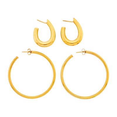 Lot 23 - Two Pairs of Gold Hoop Earrings