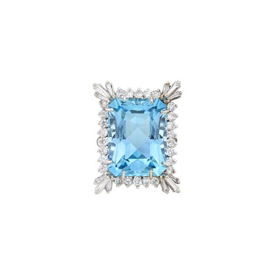 Lot 123 - White Gold, Aquamarine and Diamond Ring