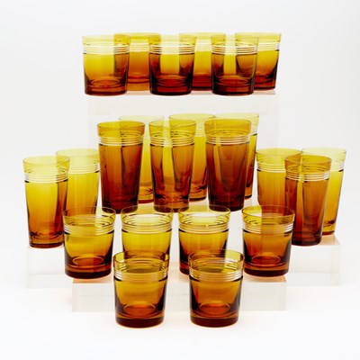 Lot 563 - Ralph Lauren Yellow Ombre Colored 'Bentley' Pattern Part Glassware Set