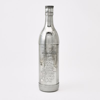 Lot 573 - Novelty Sterling Silver Vodka Bottle Cocktail Shaker