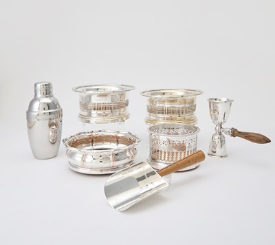 Lot 522 - Group of Silver Plated Barware