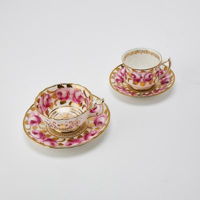 Lot 90 - Group of English Porcelain 'Cabbage Rose' Pattern Dessert and Tea Wares