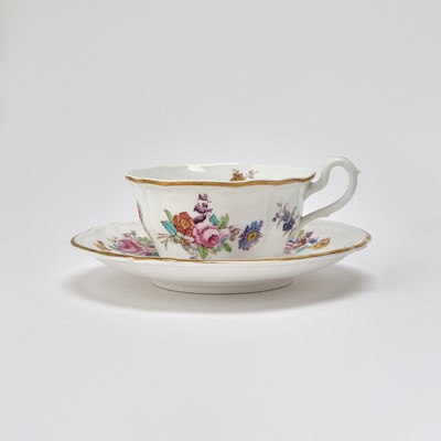 Lot 91 - Extensive Spode Porcelain "Dresden Rose" Dinner Service