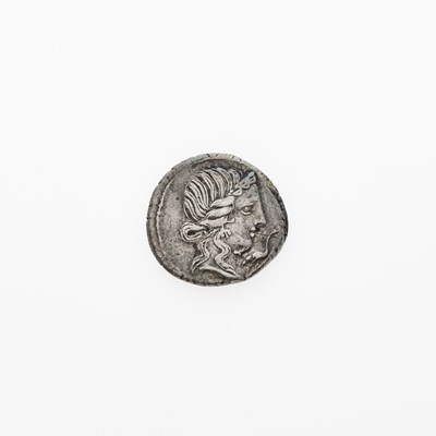 Lot 17 - A. Caecilius Metellus Pius, Imperator. c. 81 B.C.E. AR Denarius (3.71g, 17mm).