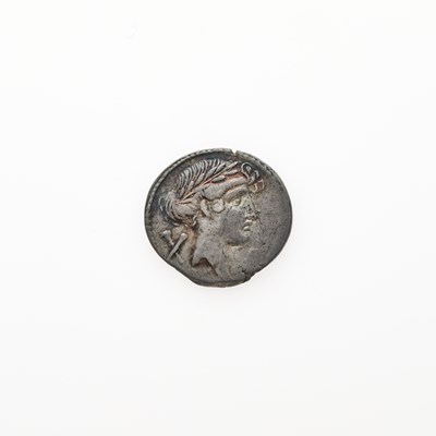 Lot 30 - Q. Pomponius Musa. c. 66 B.C.E. AR Denarius (3.96g, 18mm).