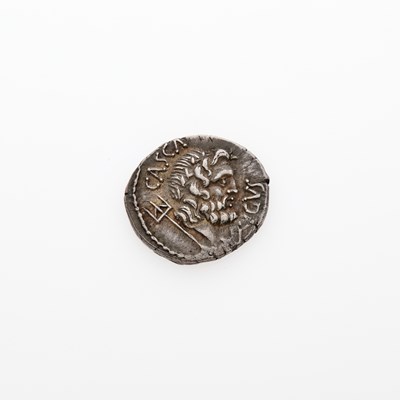 Lot 61 - Marcus Junius Brutus and P. Servilius Casca Longus. c. 43-42 B.C.E. AR Denarius (3.93g, 19mm).