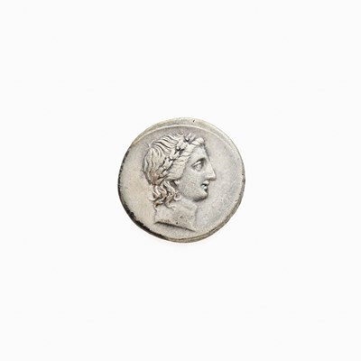 Lot 78 - Octavian. c. 29-27 B.C.E. AR Denarius (3.86g, 19mm).