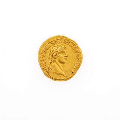 Lot 99 - Claudius. c. 41-42 C.E. AV Aureus (7.84g, 19mm).
