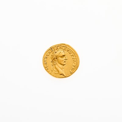 Lot 100 - Claudius, c. 41-42 C.E. AV Aureus (7.64g, 19mm).