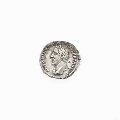 Lot 117 - Antonius Pius. c. 152-153 C.E. AR Denarius (3.50g, 18mm).