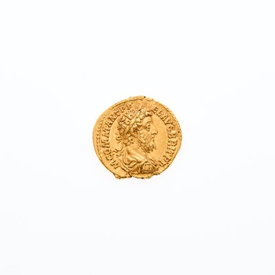 Lot 120 - Commodus. c. 189 C.E. AV Aureus (7.33g, 20mm).
