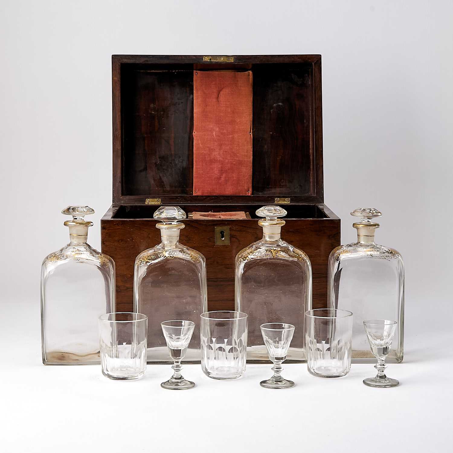 Lot 48 - Victorian Rosewood Cave à Liqueur