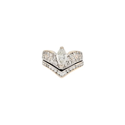 Lot 1140 - White Gold-Plated Gold and Diamond Ring
