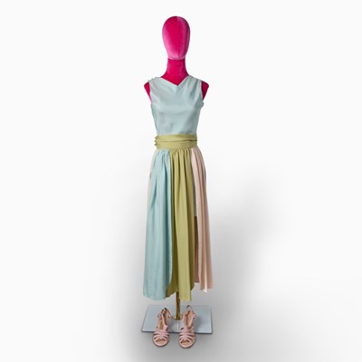 Lot 504 - Rose's Summer Vacation Set for the Catskills worn on screen in The Marvelous Mrs. Maisel