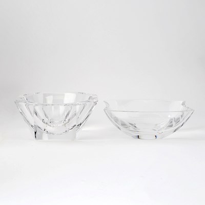 Lot 95 - Two Blown Glass Bowls from The Juvenile Diabetes Foundation