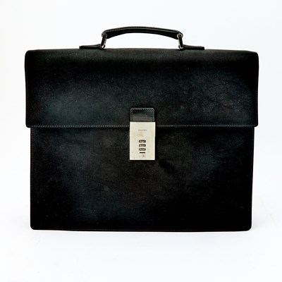 Lot 57 - Gucci Black Leather Briefcase