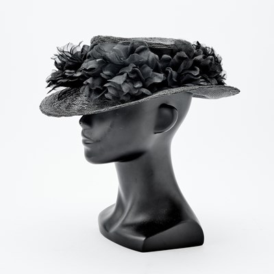 Lot 58 - Suzanne Couture Millinery Black Raffia and Organza Fascinator Hat