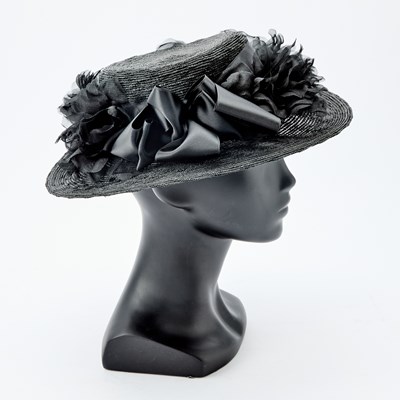 Lot 58 - Suzanne Couture Millinery Black Raffia and Organza Fascinator Hat