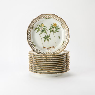 Lot 108 - Twelve Royal Copenhagen Reticulated Porcelain 'Flora Danica' Dinner Plates