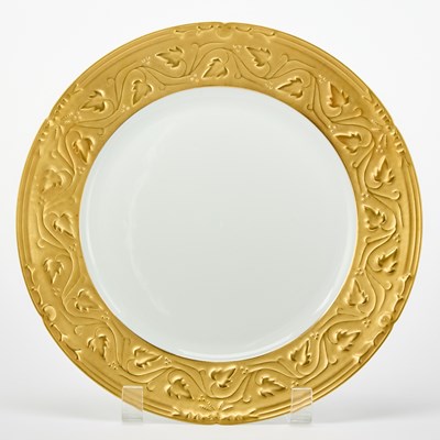 Lot 68 - Pair of Paul Judicone for D. Porthault Limoges Porcelain Gilt Decorated Dinner Plates