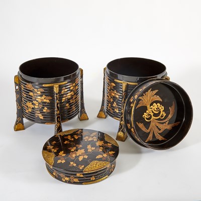Lot 86 - Pair of Japanese Gilt-Decorated Lacquer Containers