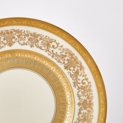 Lot 84 - Set of Twelve Vignaud Limoges Porcelain Gilt Decorated Service Plates