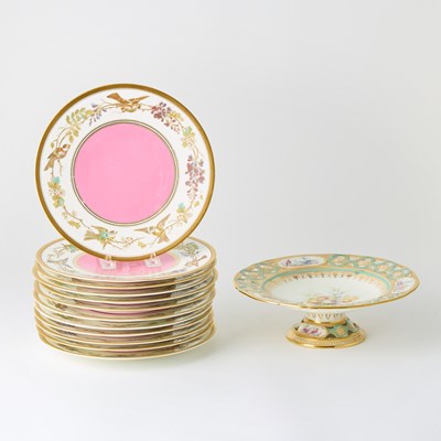 Lot 201 - Set of Twelve English Gilt and Transfer Decorated Porcelain Luncheon Plates