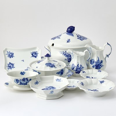 Lot 3050 - Assembled Royal Copenhagen Porcelain Dinner Service