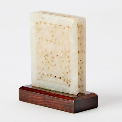 Lot 29 - A Chinese Carved Jade Parfumier