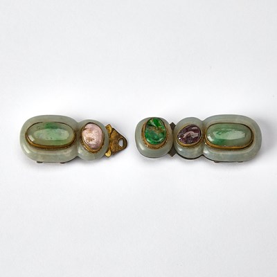 Lot 54 - A Chinese Hardstone and Gilt Metal Buckle