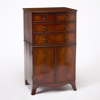 Lot 113 - George III Style Mahogany Bowfront Cabinet