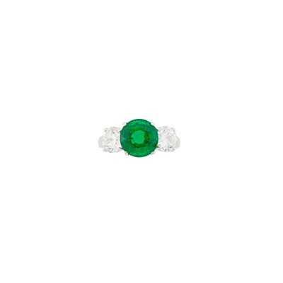 Lot 254 - Platinum, Emerald and Diamond Ring