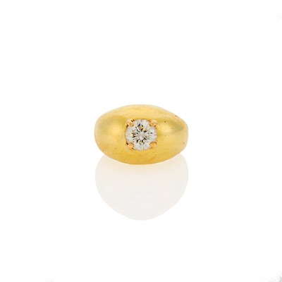 Lot 1222 - Gold and Diamond Bombé Ring
