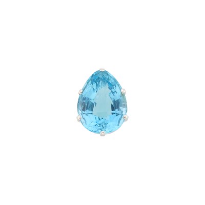 Lot 213 - Wedderien Platinum and Aquamarine Ring
