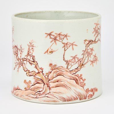 Lot 222 - A Rare Chinese Iron Red and Gilt Decorated Porcelain 'Magpies' Brush Pot, Bitong