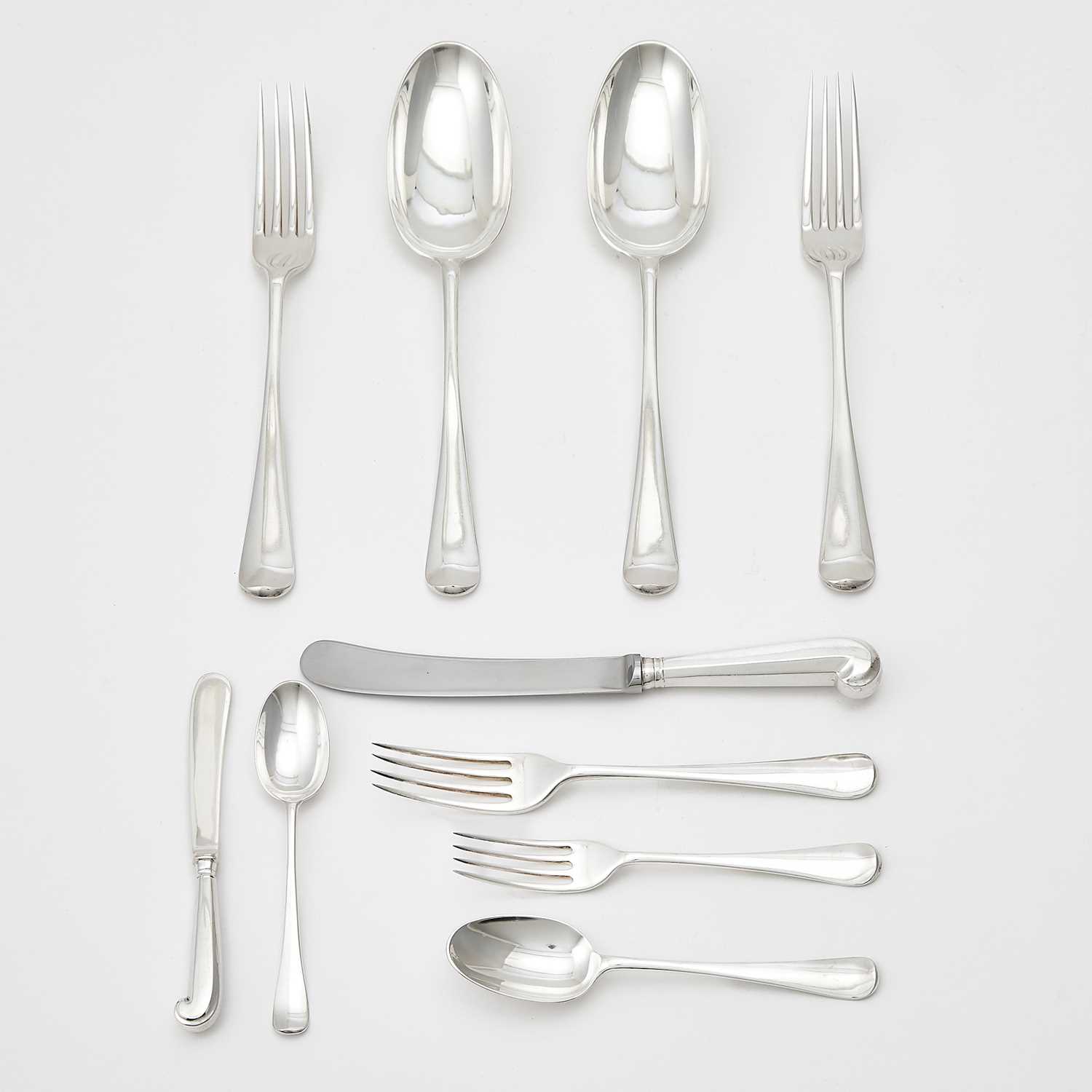 Lot 132 - Elizabeth II Sterling Silver Flatware Service