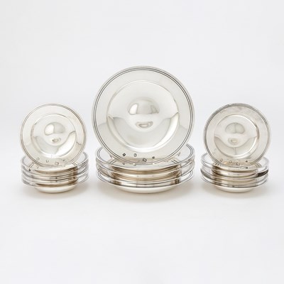 Lot 217 - Set of English Sterling Silver Dishes