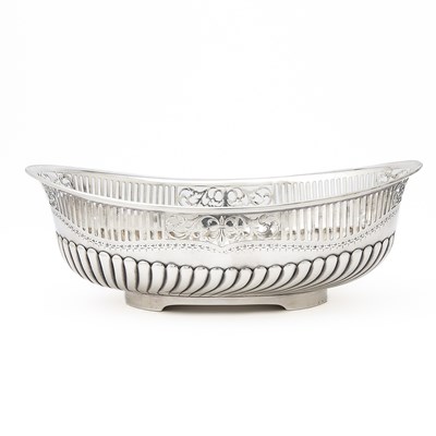 Lot 221 - Gorham Sterling Silver Oval Bowl with Pierced Rim