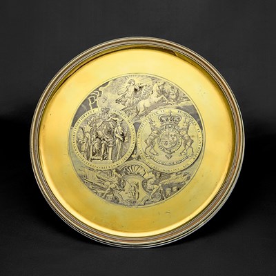 Lot 69 - The Walpole Silver Gilt Seal Salver