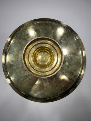Lot 69 - The Walpole Silver Gilt Seal Salver