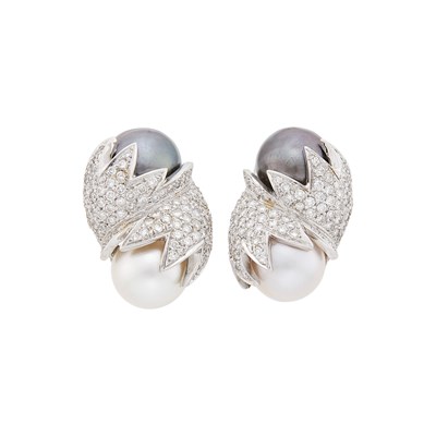 Lot 72 - Pair of White Gold, White and Gray Mabé Pearl and Diamond Earclips