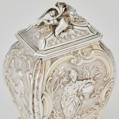 Lot 108 - Victorian Sterling Silver Tea Caddy