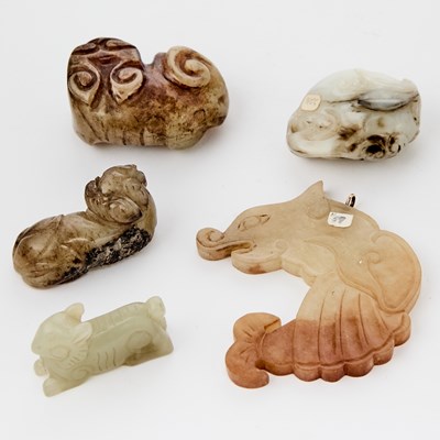 Lot 31 - A Group of Small Chinese Jade Carvings