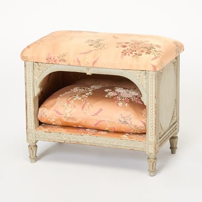 Lot 330 - Louis XVI Style Carved and Painted Wood Dog House (Niche a Chien)