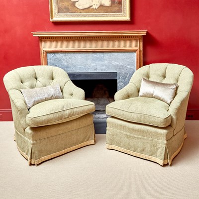 Lot 139 - Pair of Green Upholstered Button-Tufted Club Chairs
