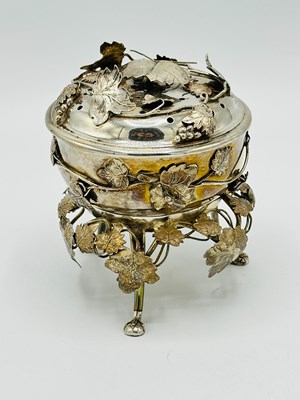 Lot 1090 - Dutch Silver Potpourri Dish